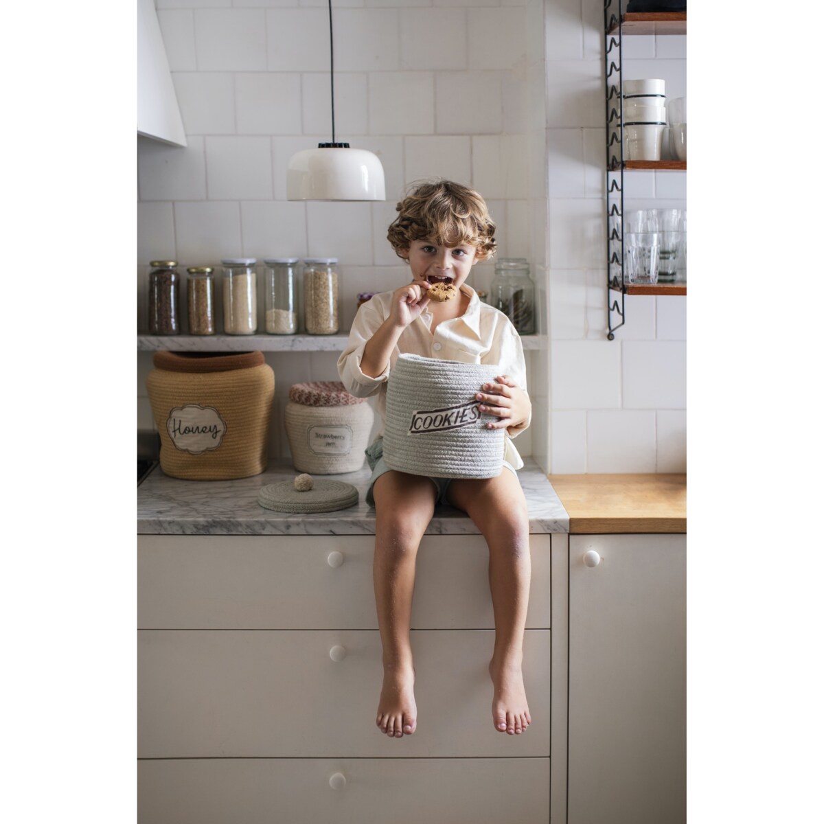 Kosz dekoracyjny Honey Pot Lorena Canals