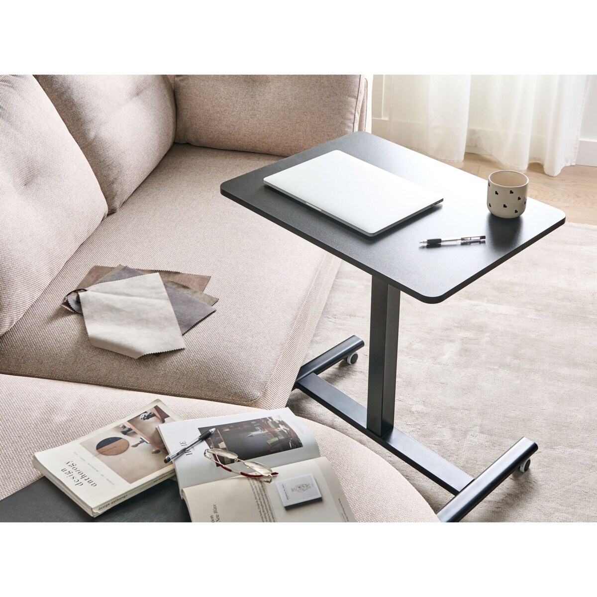 Regulowany stolik pod laptopa ACADEMIA Czarny 65 cm 48 cm