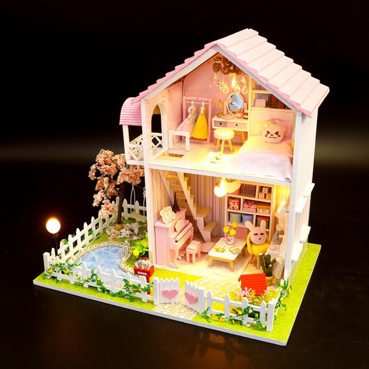 Miniaturowy domek - Między nami dziewczynami