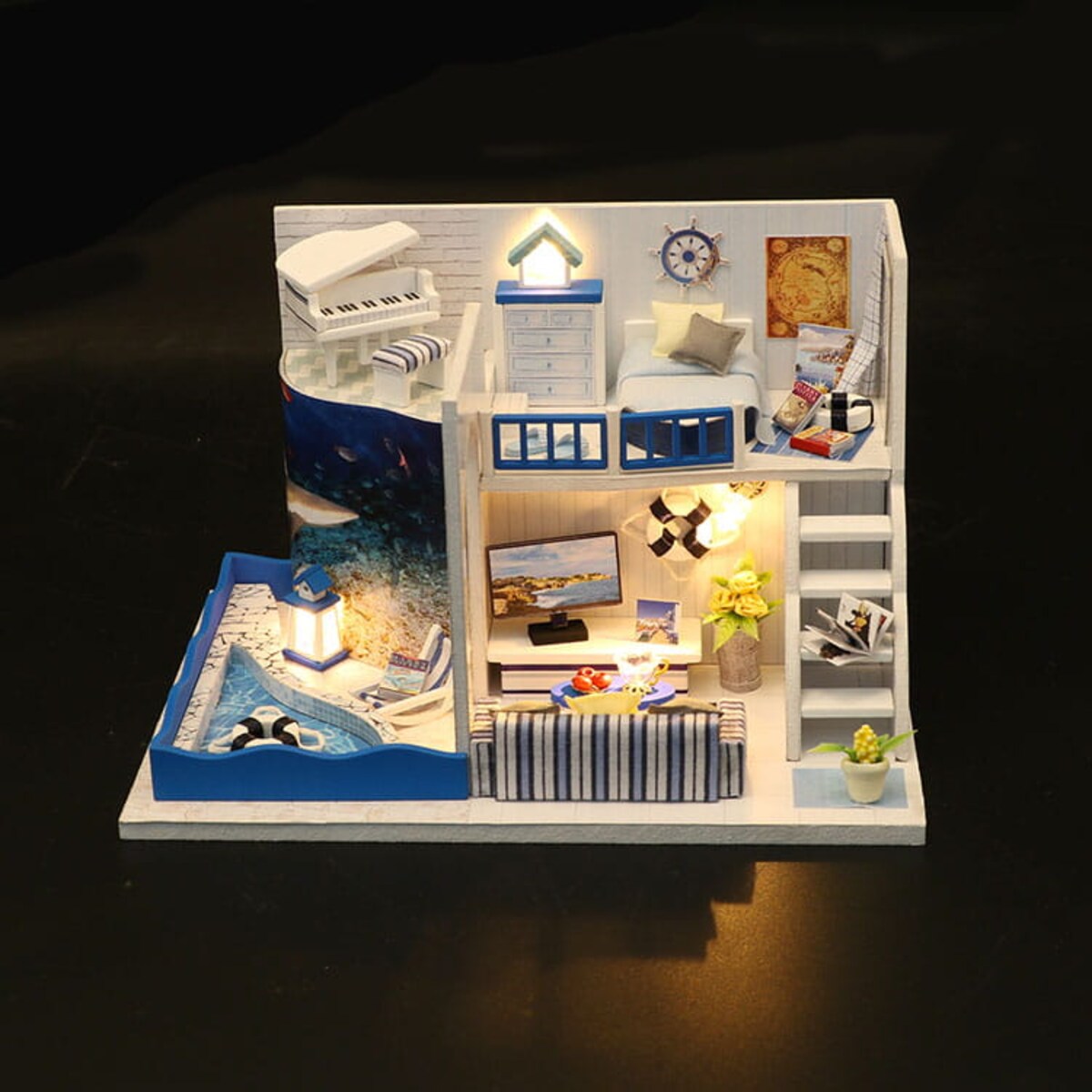 Miniaturowy domek - Greckie wakacje i szum morskich fal