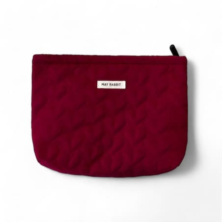 Kosmetyczka jednokomorowa pikowana serca bordowa 25 x 5 x18 cm KS120BOR