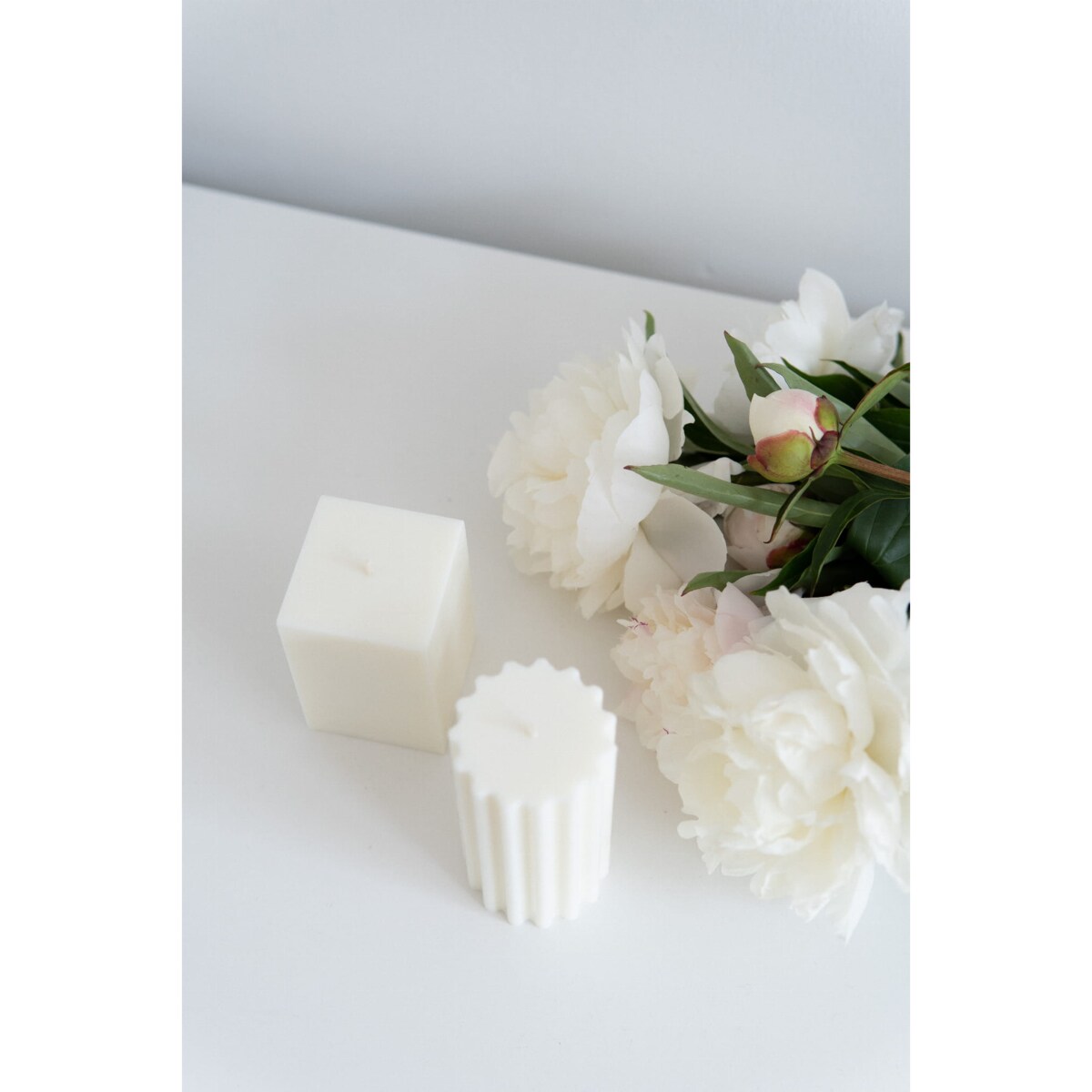 Świeca sojowa geometryczna Lines, 160 g, INSPIRA