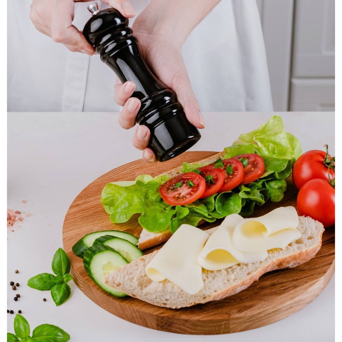 Młynek do przypraw, 18 cm