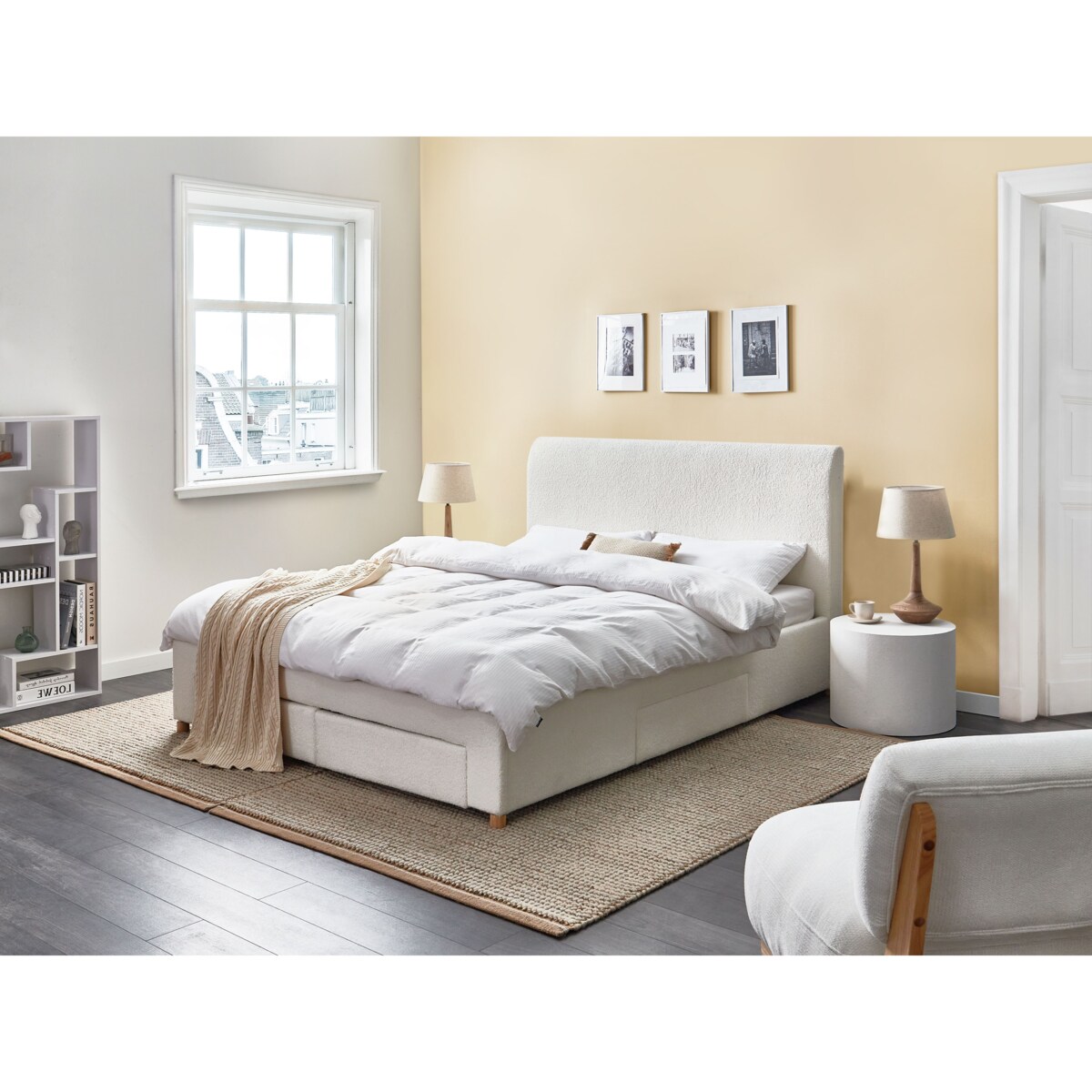 Łóżko z szufladami Boucle SOUTRIN 160 x 200 cm Złamana biel