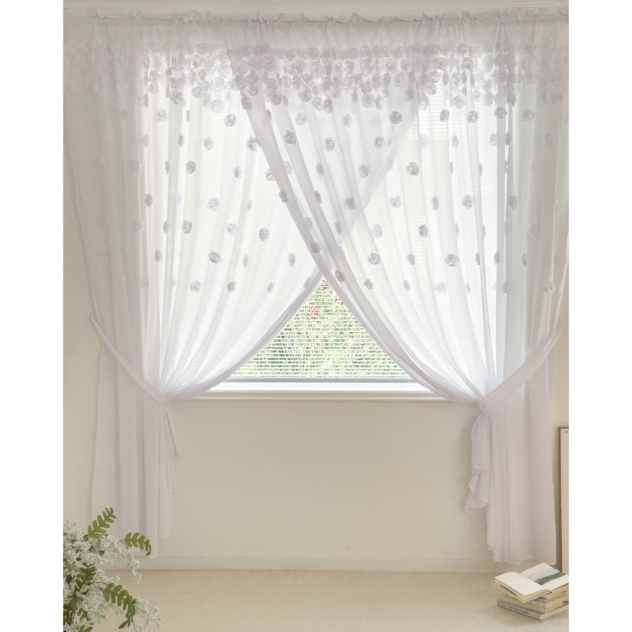 Firana zakładana z szyfonu "french roses" z wyszywanymi różami | taśma 400x250