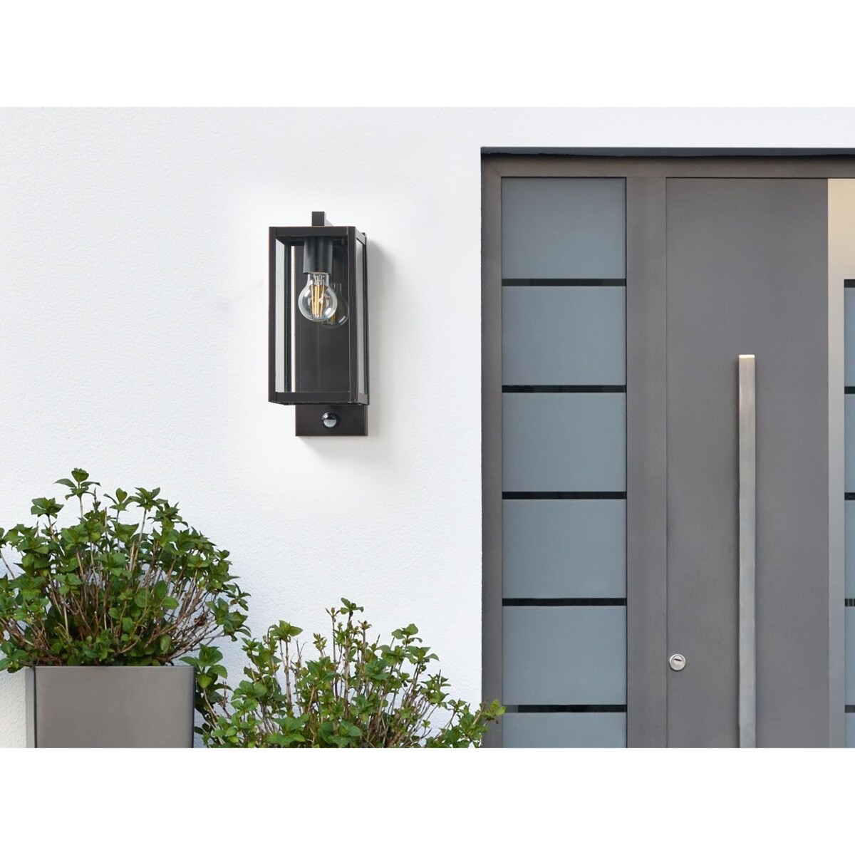 Lampa ścienna zewnętrzna z czujnikiem ruchu czarna MEGGET