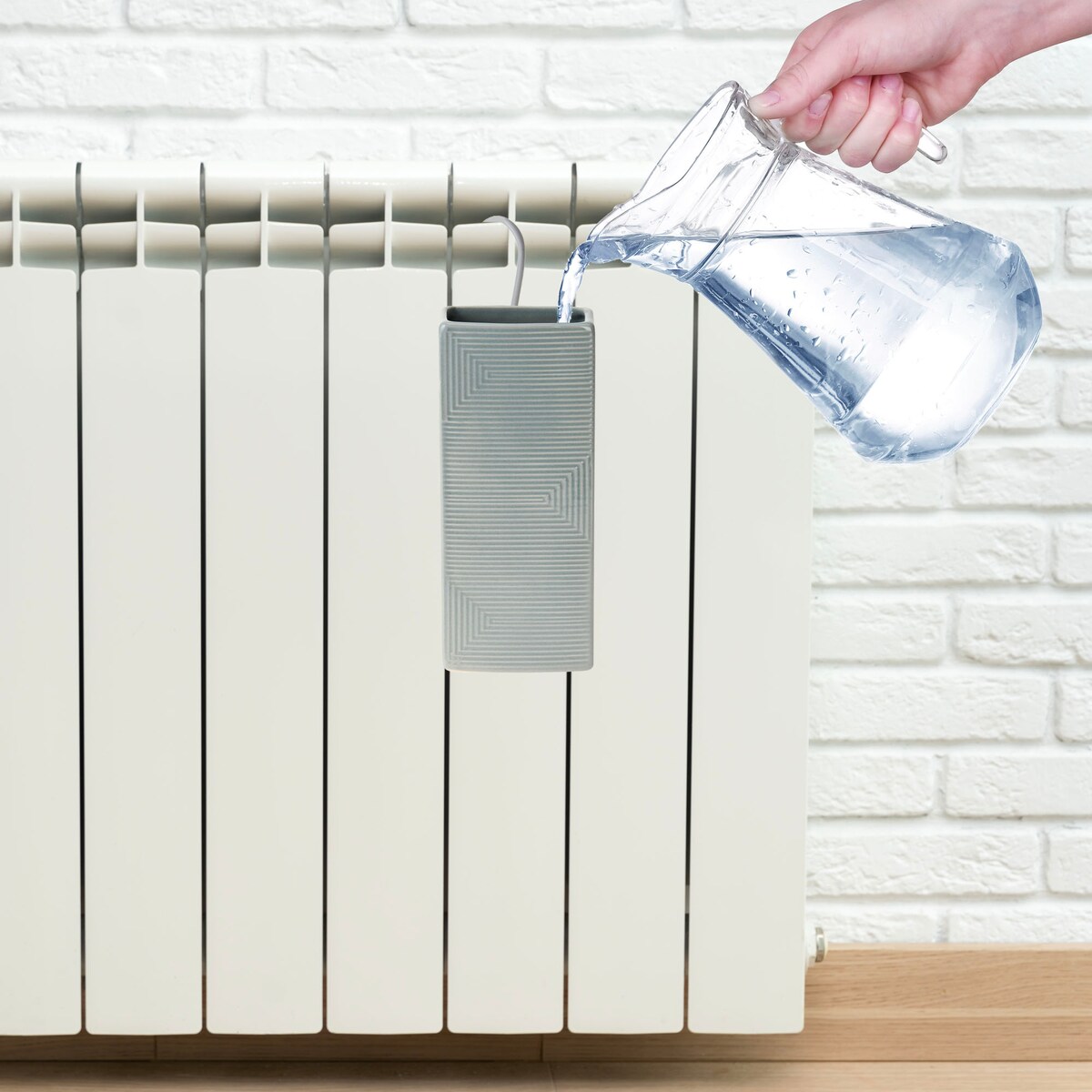 Nawilżacz Powietrza Na Kaloryfer Grzejnik Pojemnik Kwiaty Kolor Stalowy