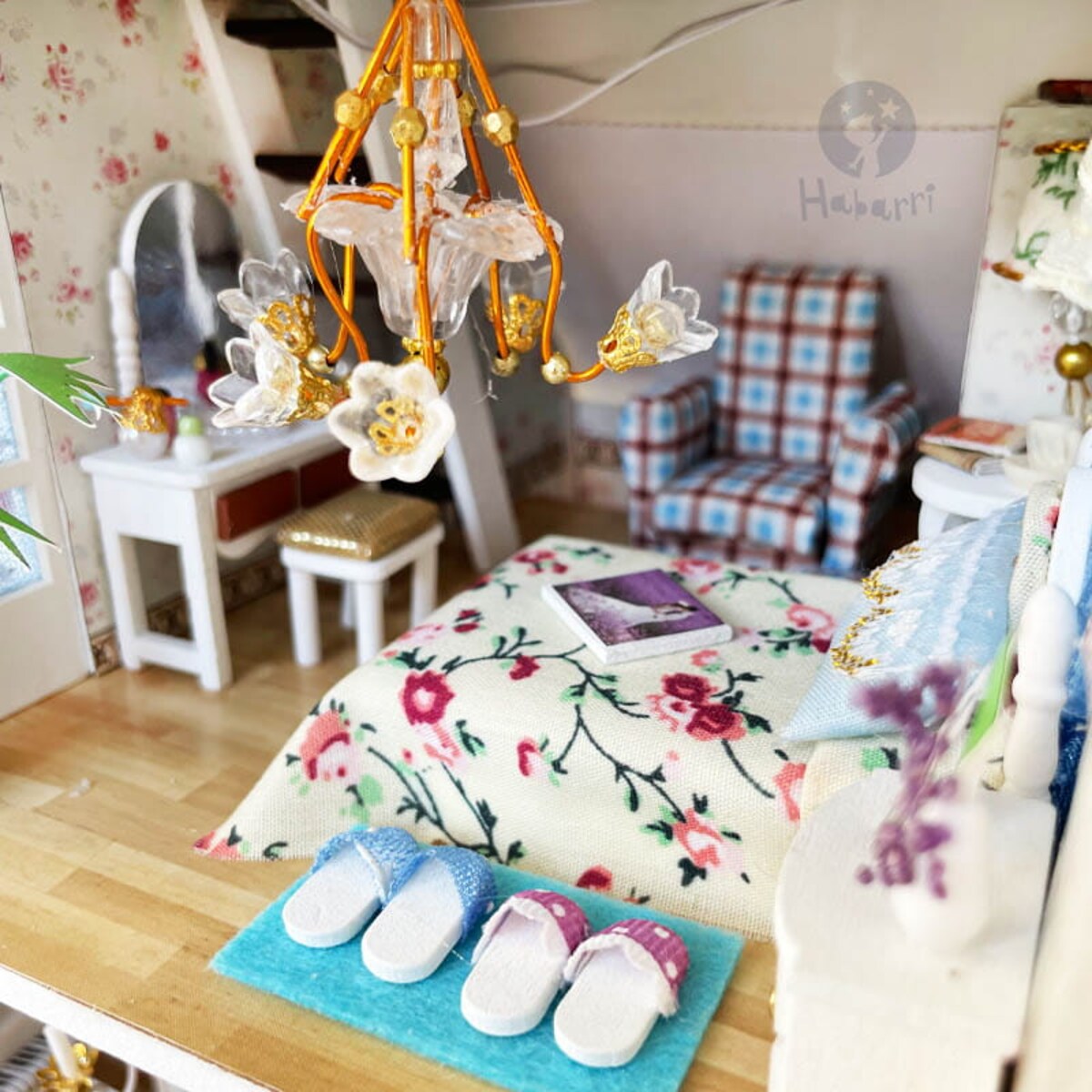 Miniaturowy domek - Dom na farmie tulipanów