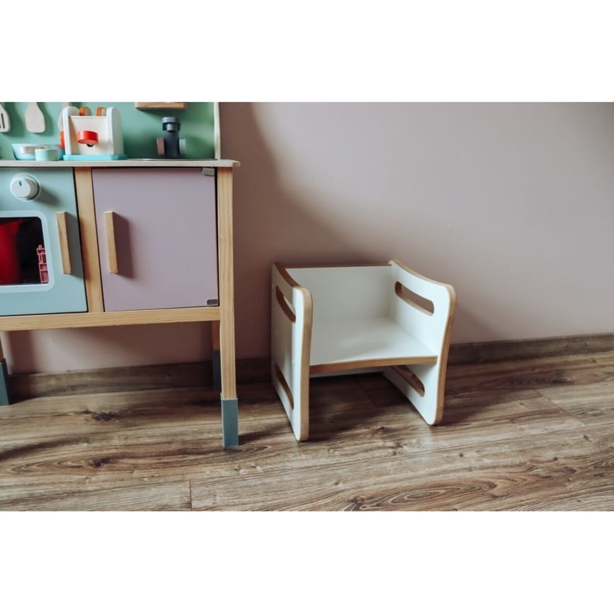 Krzesełko / stolik 2w1 BIGGY