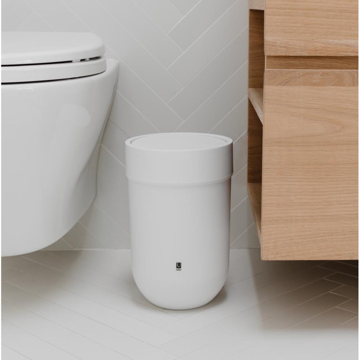 Kosz łazienkowy biały Touch, 5,9 l, Umbra