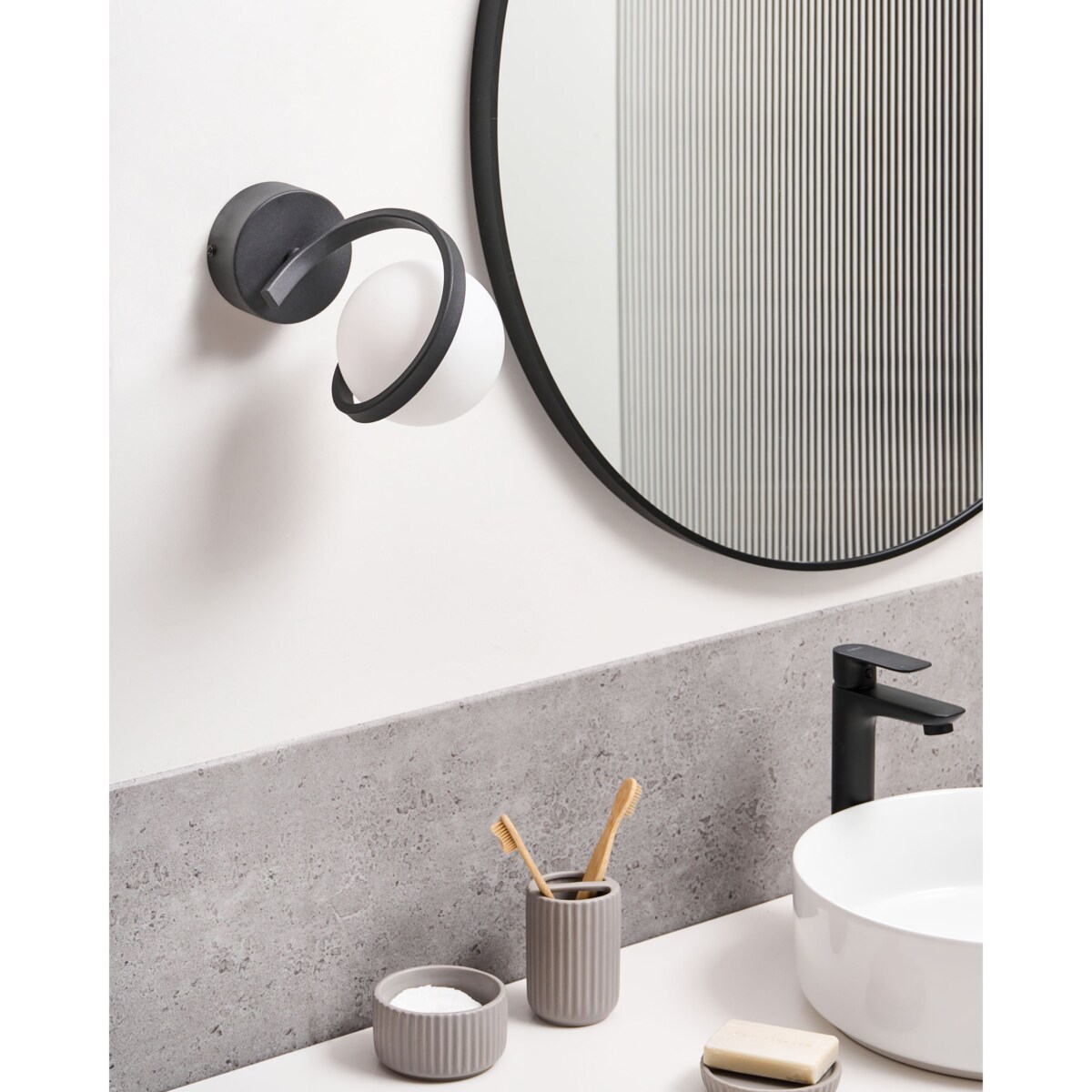 Lampa ścienna COLAGNE Metal Czarny