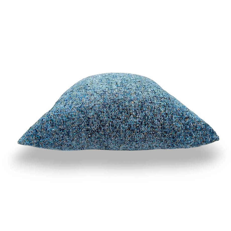 Niebieska poduszka dekoracyjna 50x50 Fiord