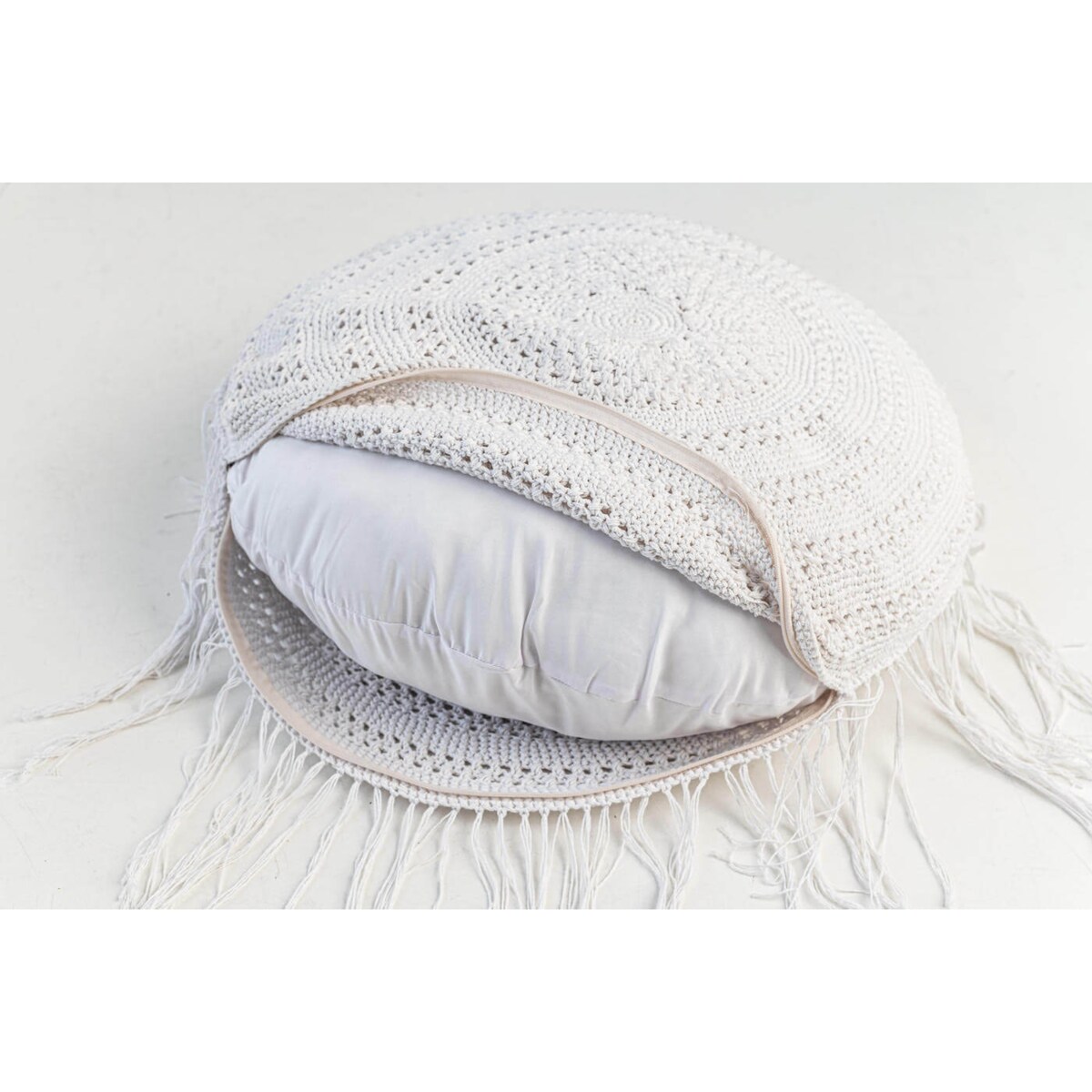 PODUSZKA MAKRAMA OKRĄGŁA