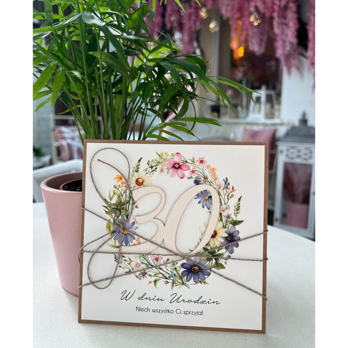Wyjątkowa ręcznie robiona kartka na 30 urodziny - pomysł na prezent życzenia na trzydziestkę