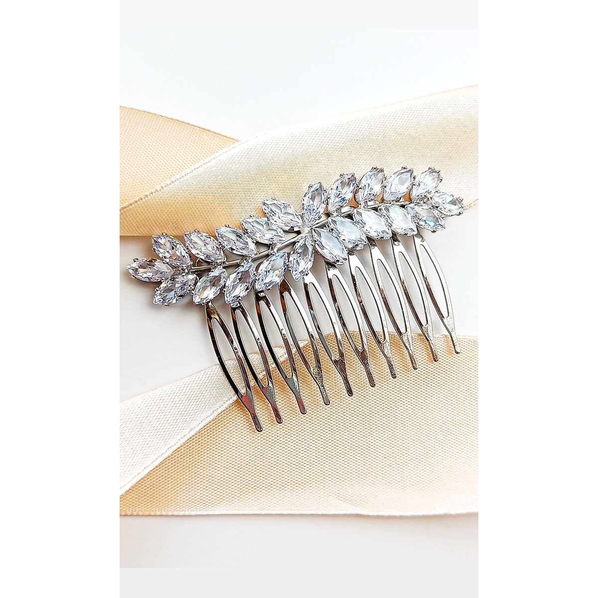 Grzebyk do fryzury ślubnej srebrny