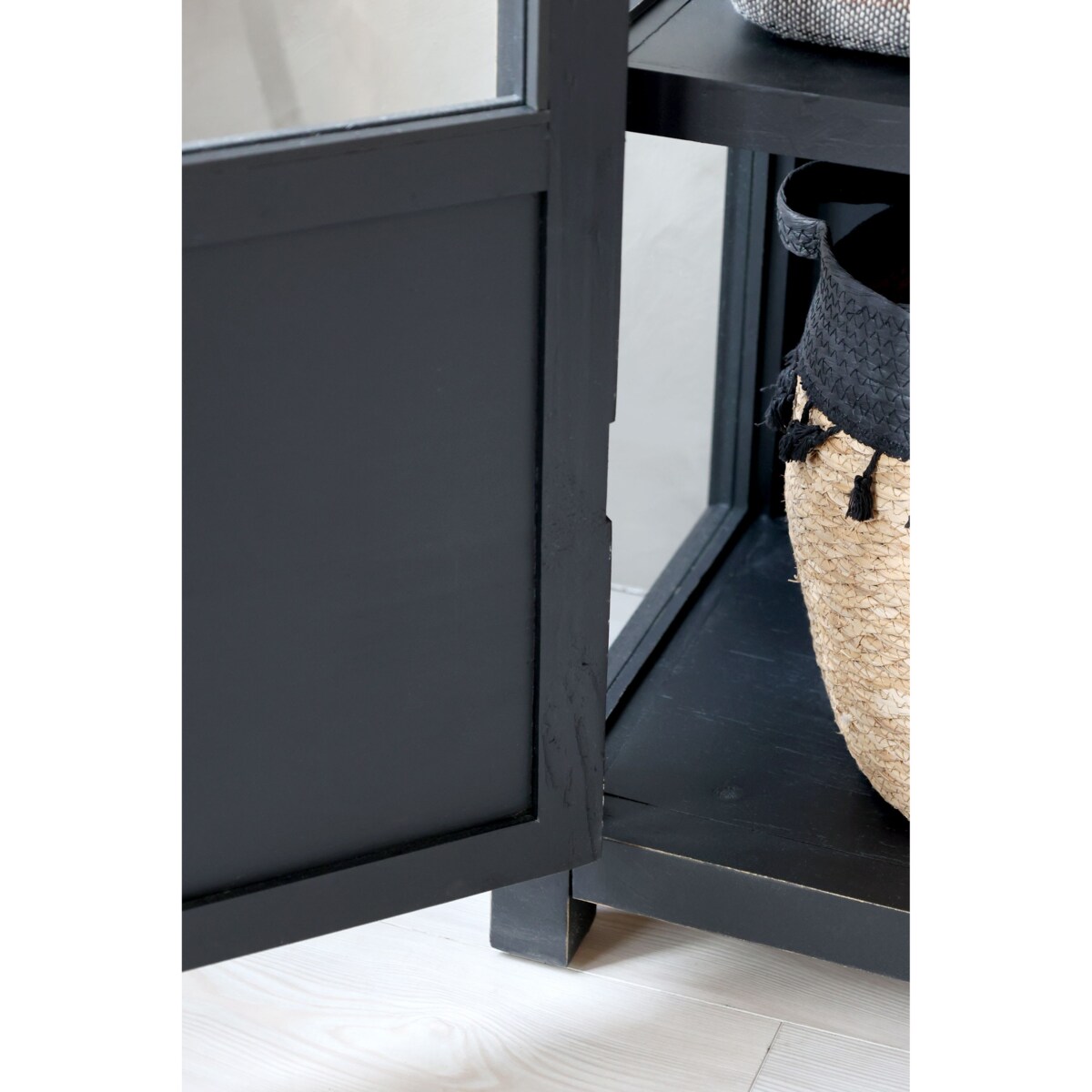 Witryna drewniana czarna postarzana Chic 170x97x41 cm