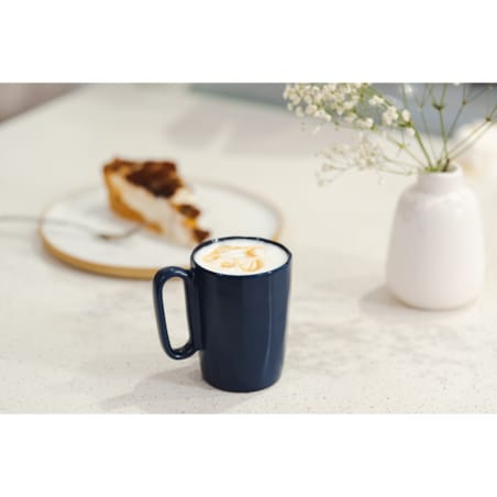 Dwa kubki ceramiczne z uszkiem 250 ml Fuori granatowe 30046