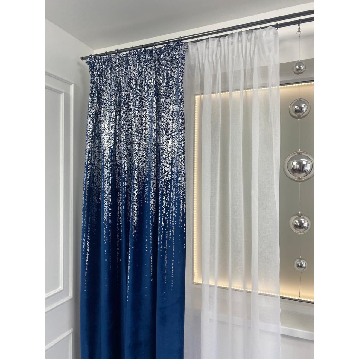 zasłona welurowa srebrny deszcz 140x270 cm