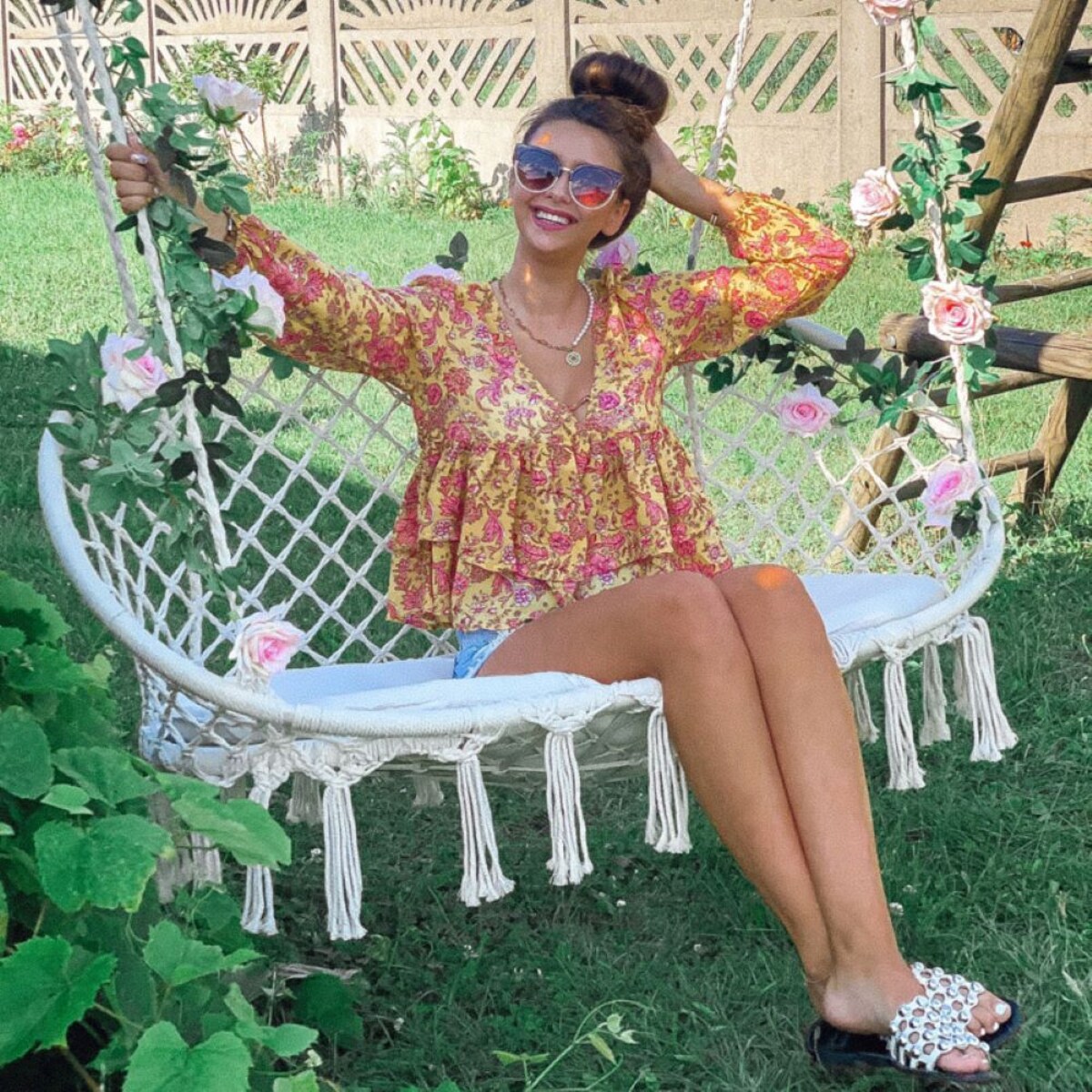 Fotel wiszący dwuosobowy Boho beżowy huśtawka