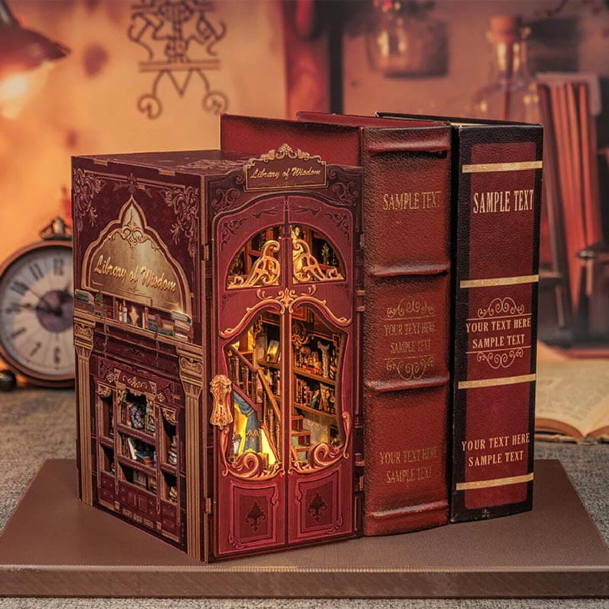 Miniaturowy domek Book Nook - Biblioteka mądrości - CuteBee