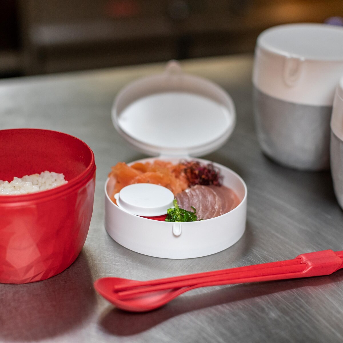 Wielorazowe pałeczki do sushi + łyżka KLIKK, sprytny sposób składania, 3 elementy, KOZIOL