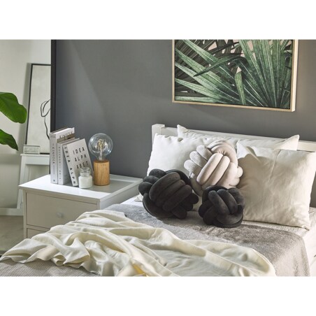 Poduszka dekoracyjna supeł welurowa 30 x 30 cm czarna MALNI