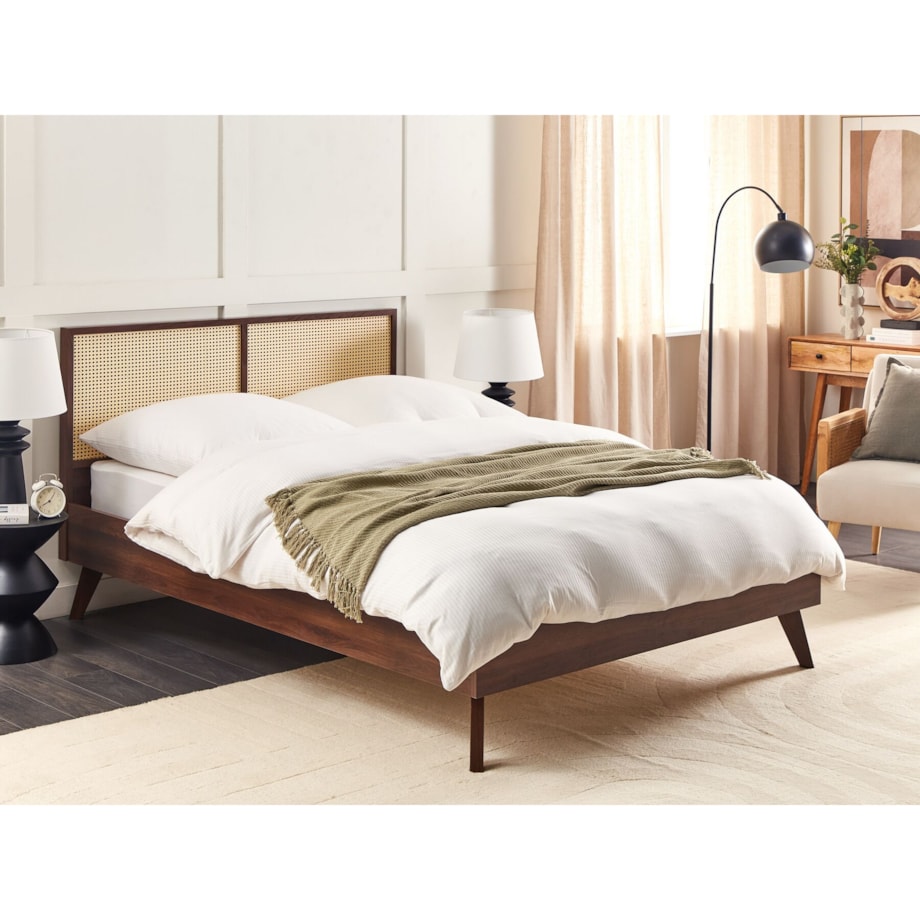 Łóżko rattanowe 140 x 200 cm ciemne drewno MONPAZIER