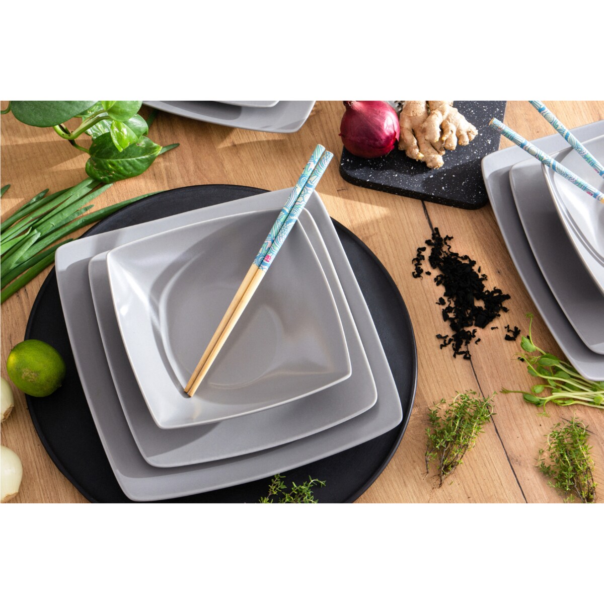 Konsimo EPIRI Zestaw obiadowy, 6 os. (18el)