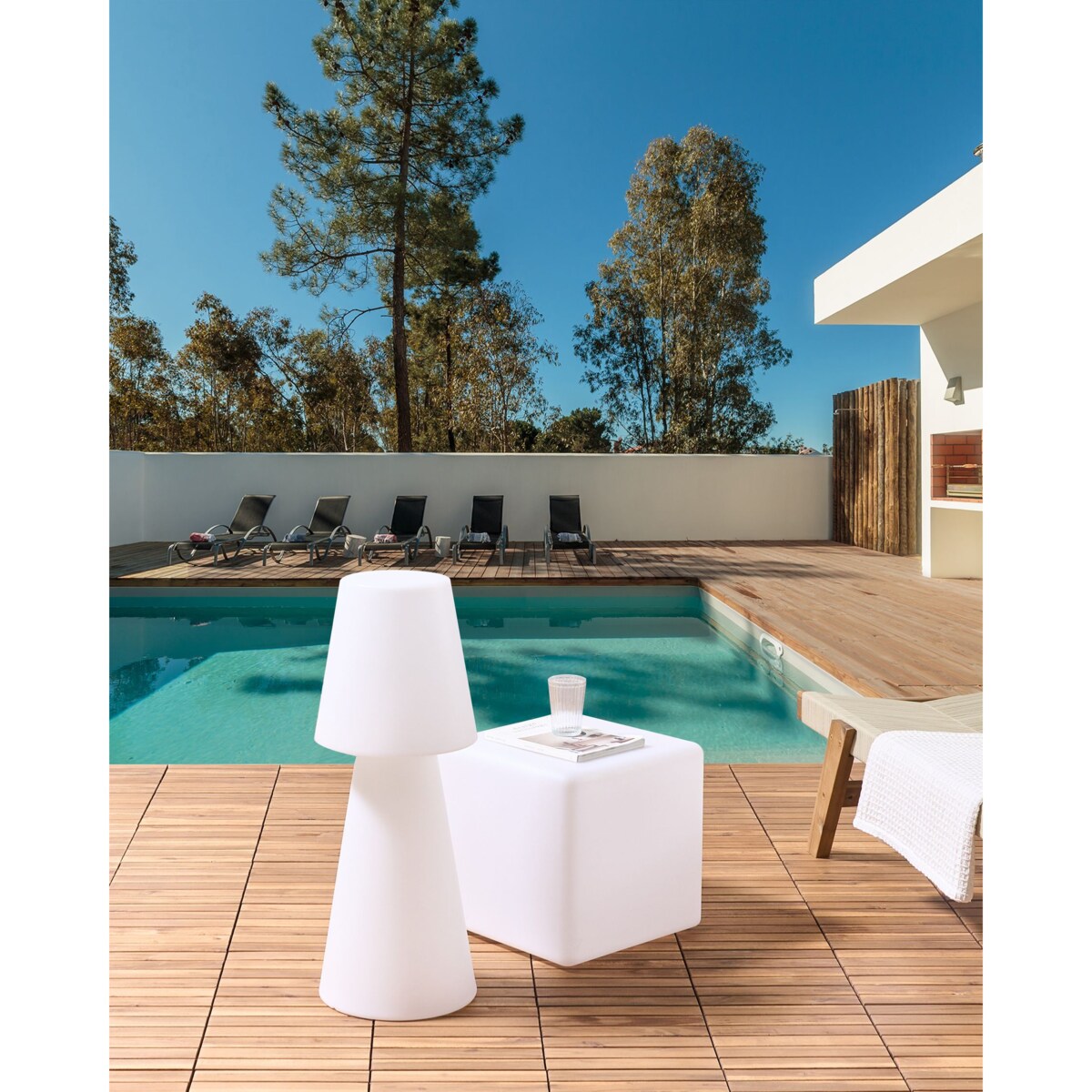 Lampa ogrodowa podłogowa LED SABANAS 80 cm Z pilotem Biały