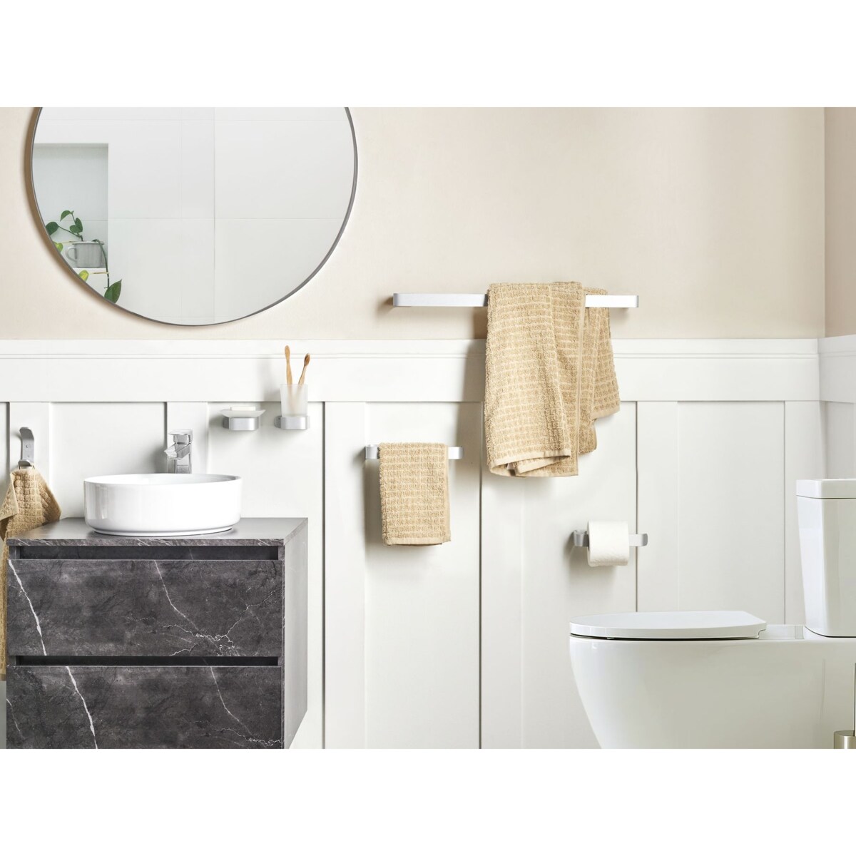 Zestaw akcesoriów toaletowych 6 elementów ZORRITOS Z uchwytami i haczykami na ręczniki Metal Srebrny