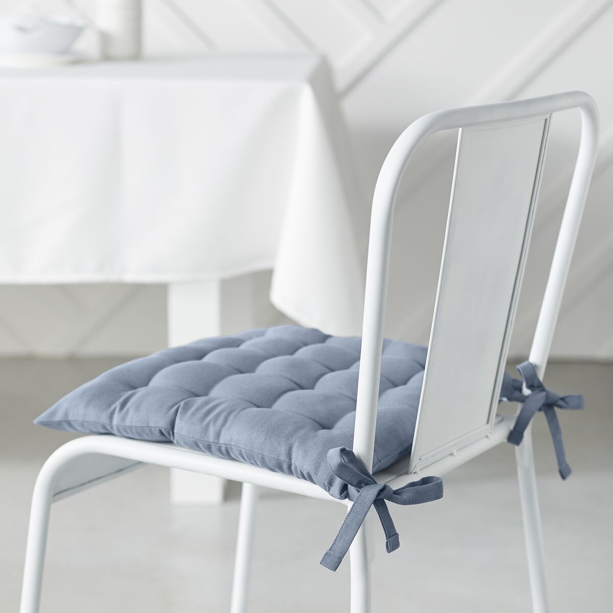 Bawełniana poduszka na krzesło kuchenne COMFORT, wiązana, 38 x 38 cm