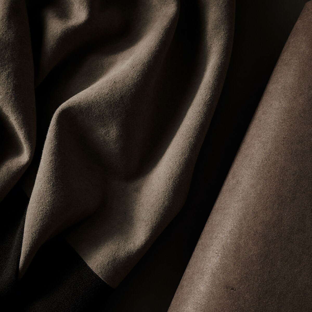 Esenzia d'Ombre - 30ml zapach do Dyfuzora Plug In