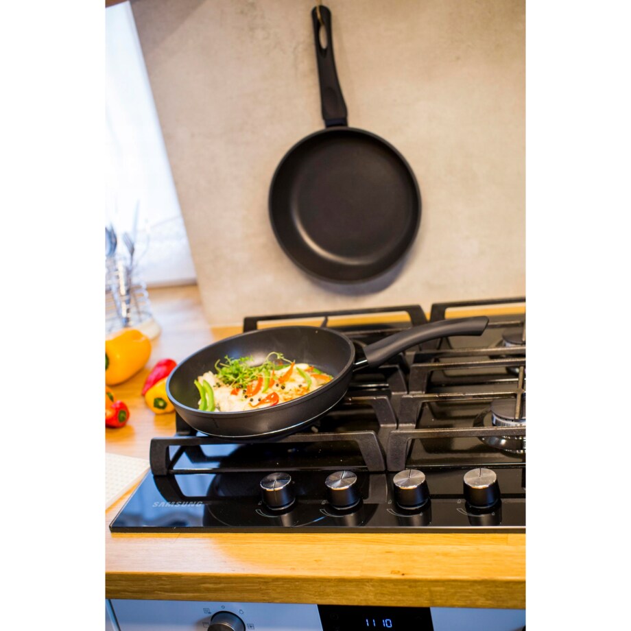 PATELNIA PATELKA kuchenna do smażenia ROYAL 24 cm powłoka nie przywiera