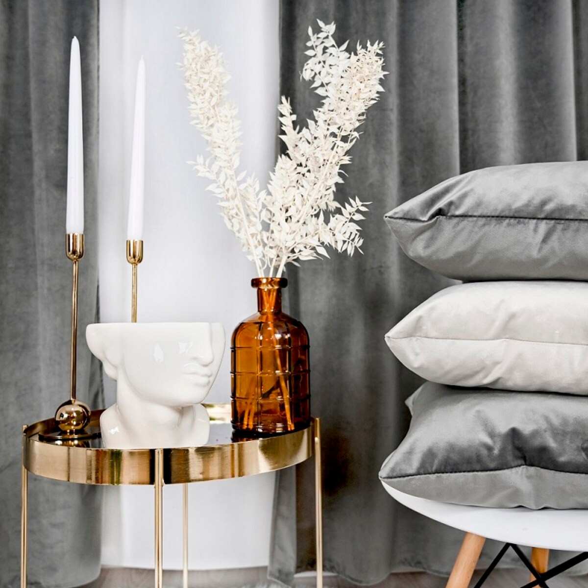 Zasłona z weluru w ciemnoszarym kolorze 140x250