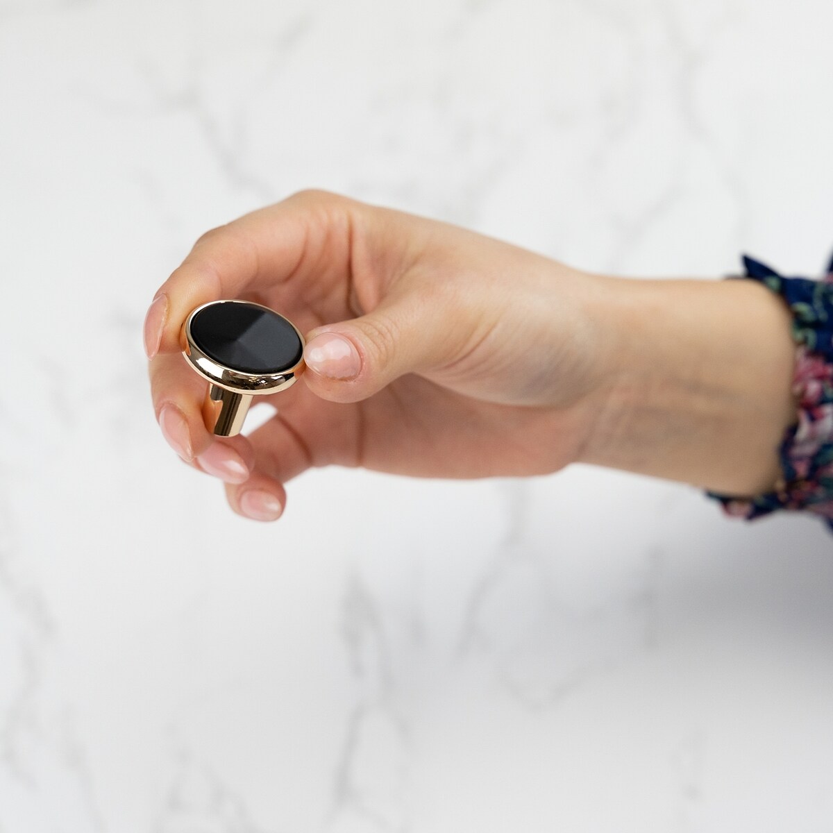 Gałka do mebli złota meblowa uchwyt z czarnym kamieniem