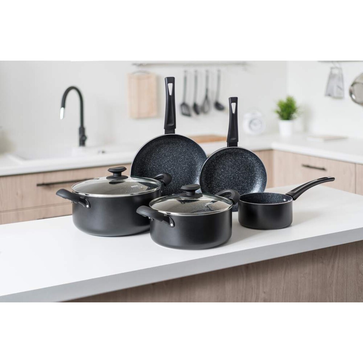 Zestaw garnków Banquet CZARNE patelnia kuchenne prezent aluminiowe 7 el.