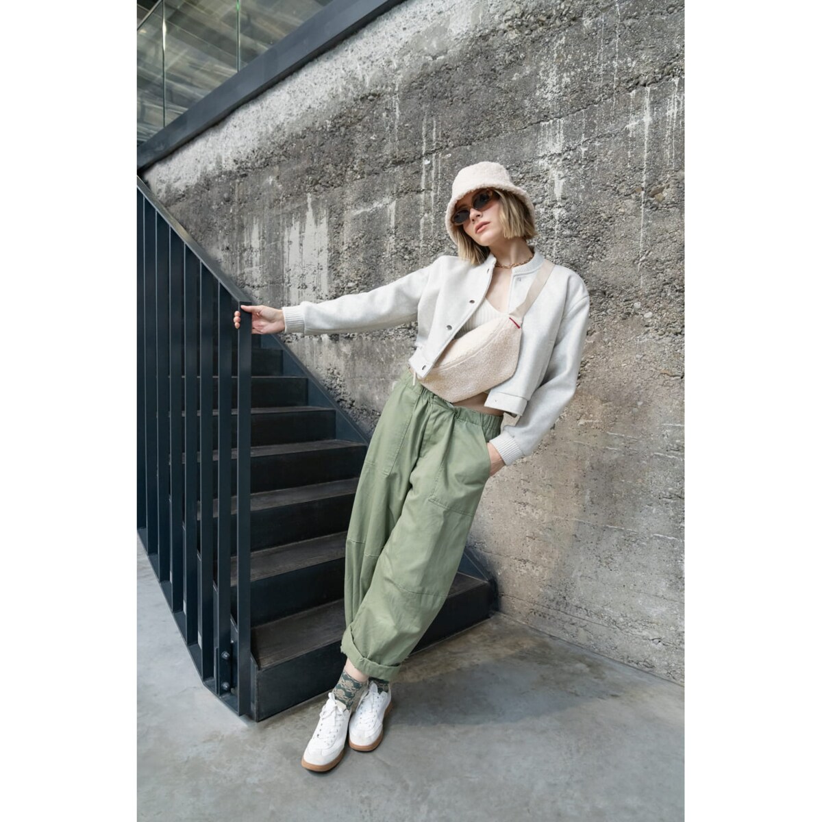 Nerka BELTBAG, teddy sand