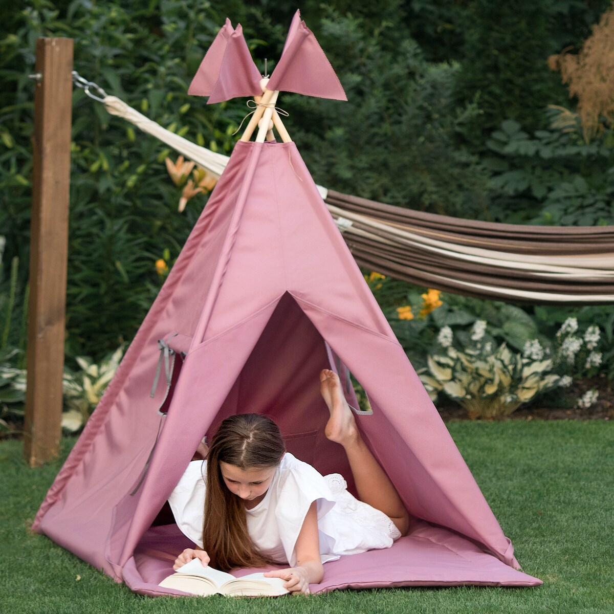 Wodoodporny namiot, tipi do ogrodu Dark Pink