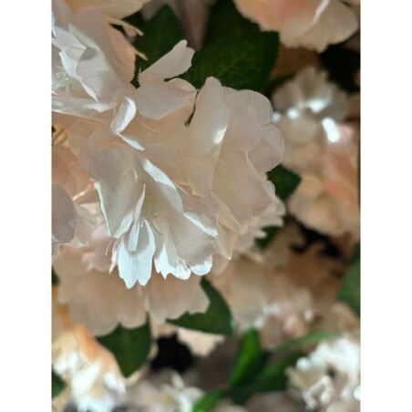 Drzewo kwitnącej wiśni z herbacianymi kwiatami na naturalnym pniu 220 cm