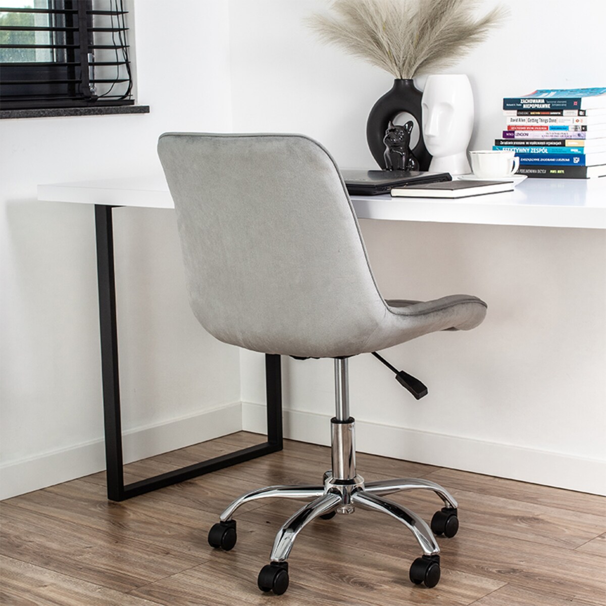 Fotel biurowy krzesło obrotowe regulowane welurowe szare