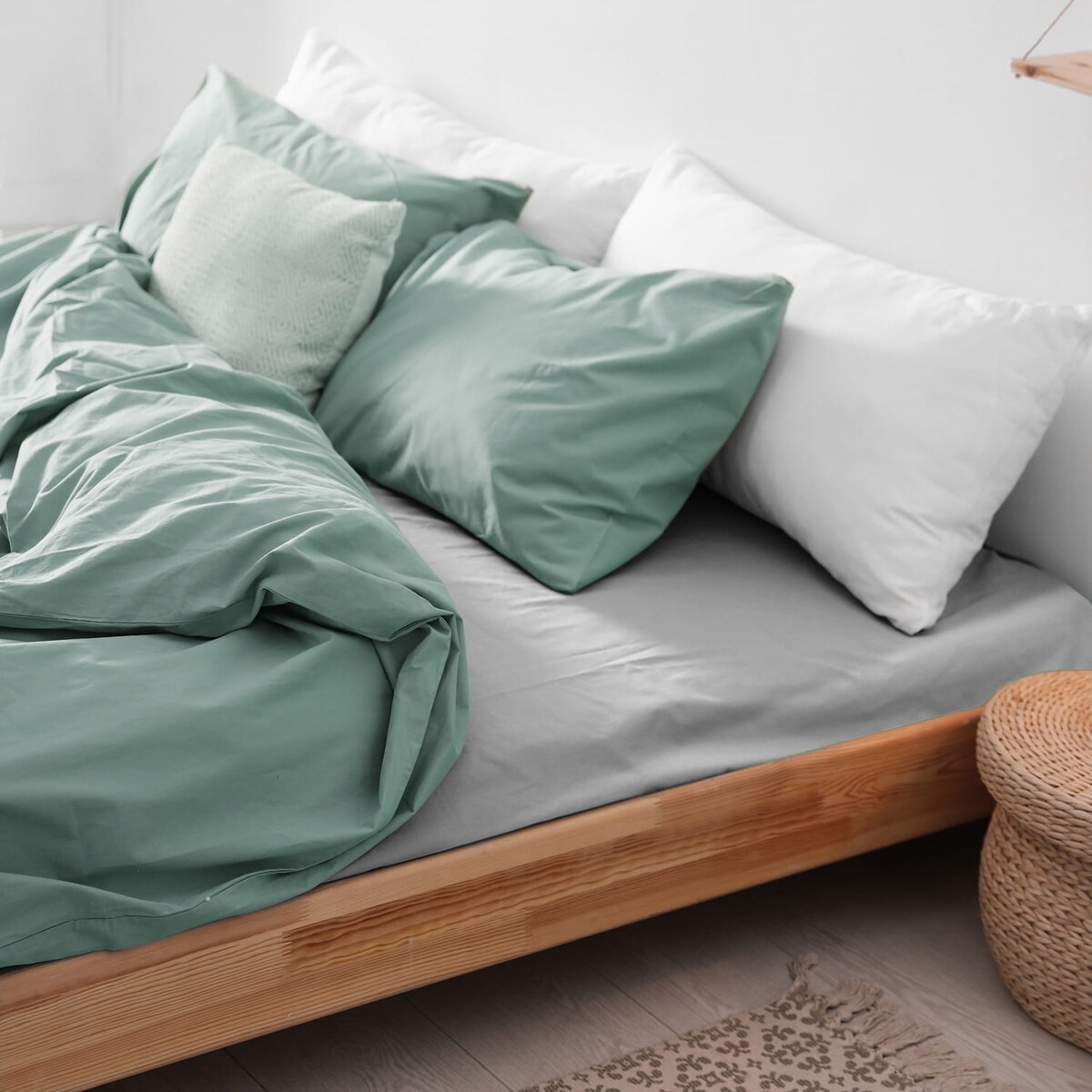 Prześcieradło flanela bez gumki 180x210 kolor popiel