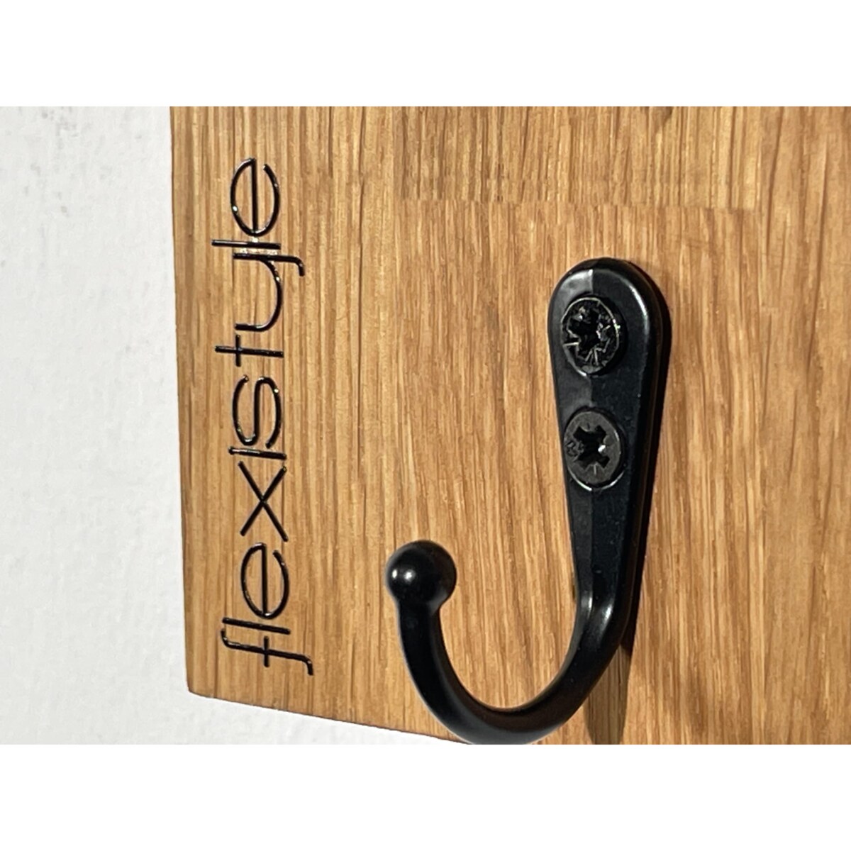 Drewniany wieszak na ścianę HOME Dębowy 50cm