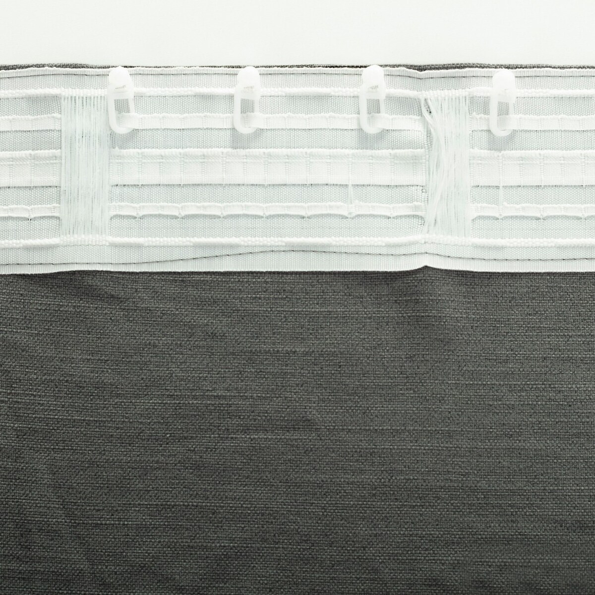 Zasłona BASIC na taśmie marszczącej 140x280cm łupkowo-szary 1szt. 140x280 szary