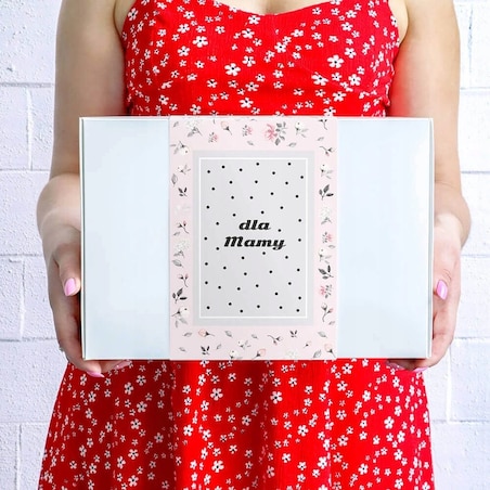 DUŻY ZESTAW PREZENTOWY UPOMINKOWY NA DZIEŃ MATKI URODZINY - FILIŻANKA ZE SPODKIEM KAWA SMAKOWA CZEKOLADOWY LIZAK - PREZENT UPOMINEK DLA MAMY TEŚCIOWEJ