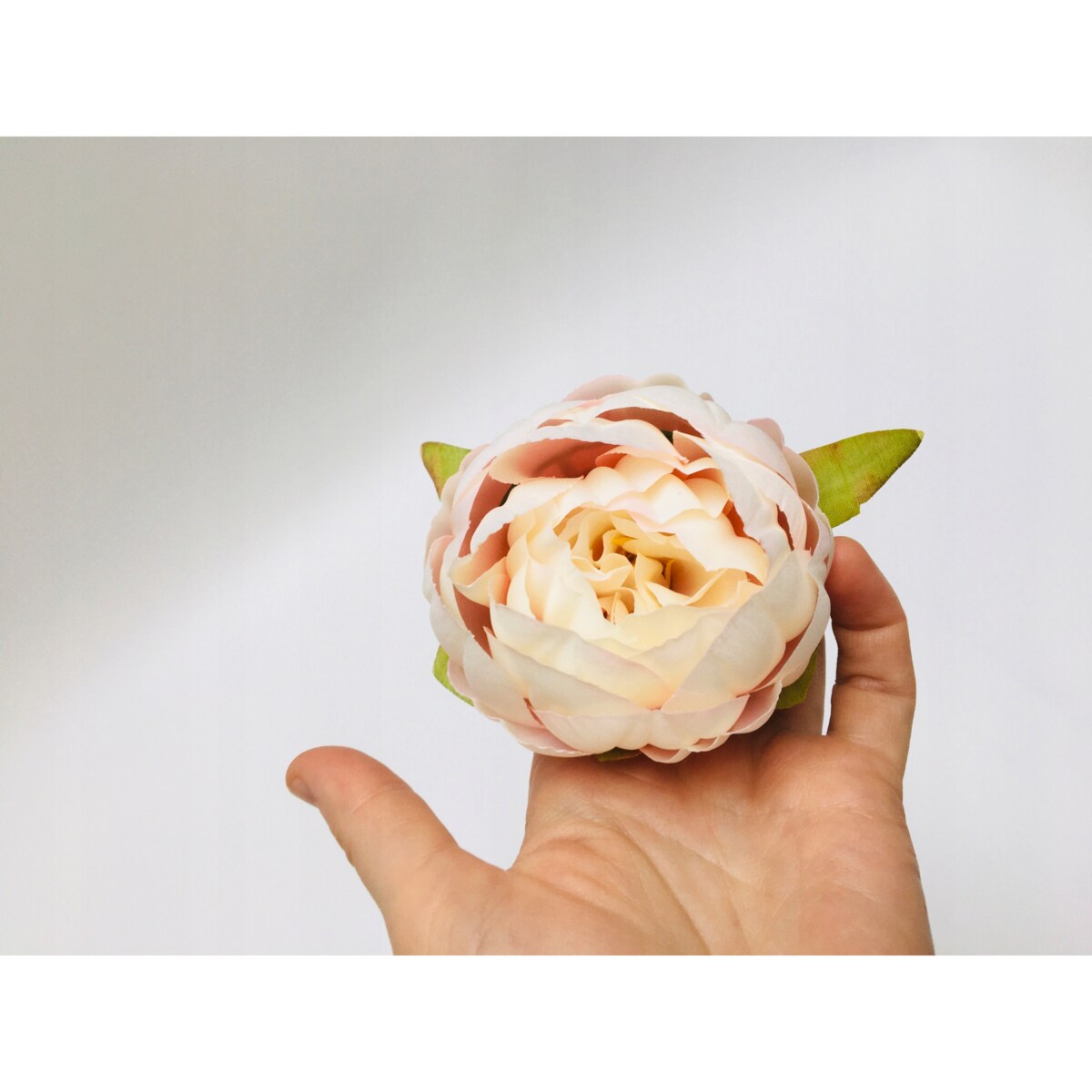 KWIATY sztuczne piwonia KREMOWA główka do stroika wiązanki cmentarz grób