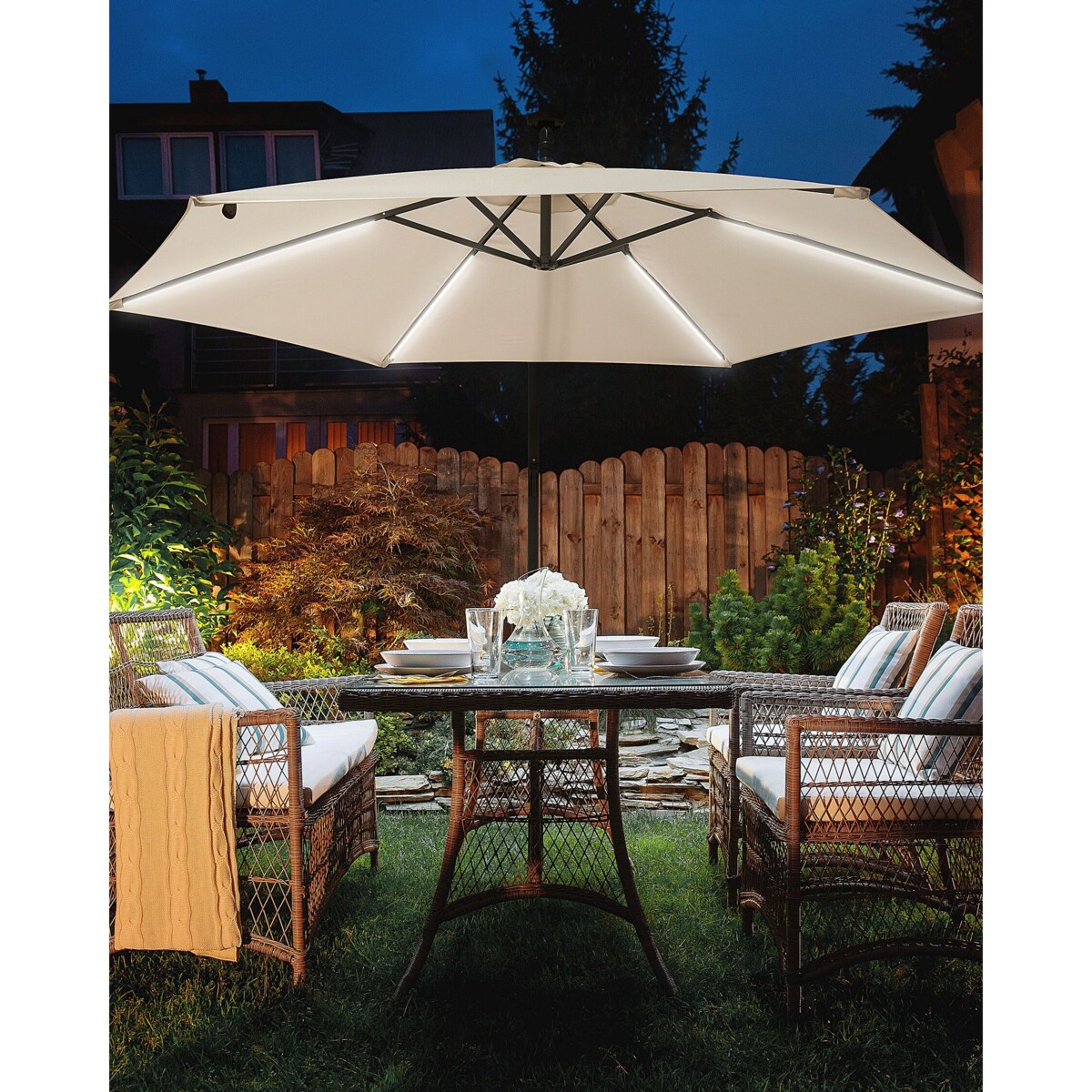 Parasol ogrodowy LED ⌀ 285 cm beżowy CORVAL