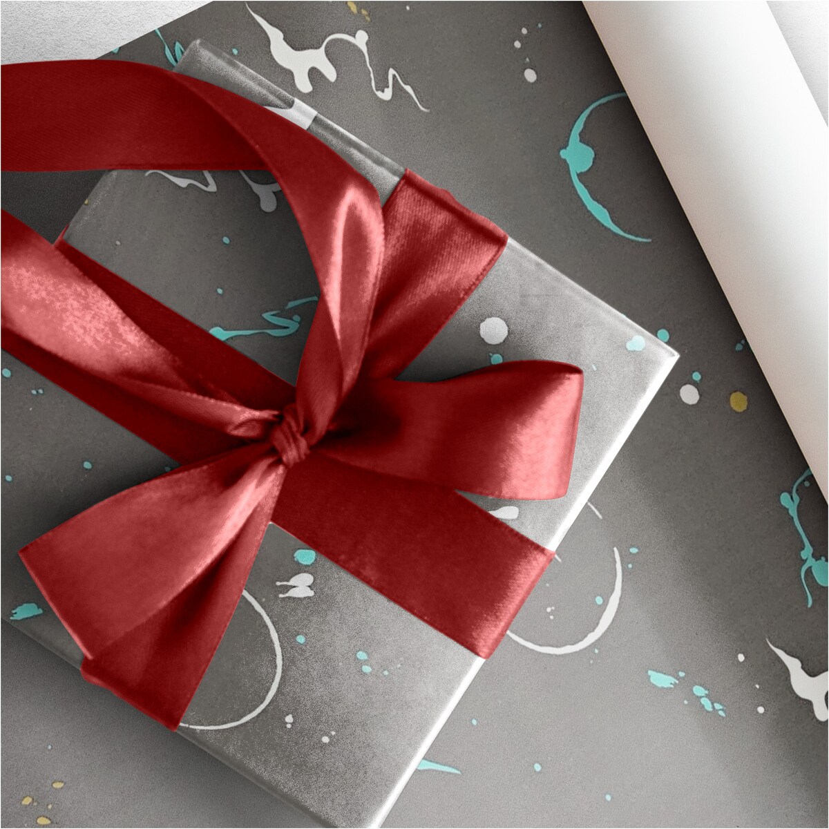 Papier do pakowania prezentów 25 METRÓW MEGAROLKA Urodzinowy Do Paczek Ozdobny