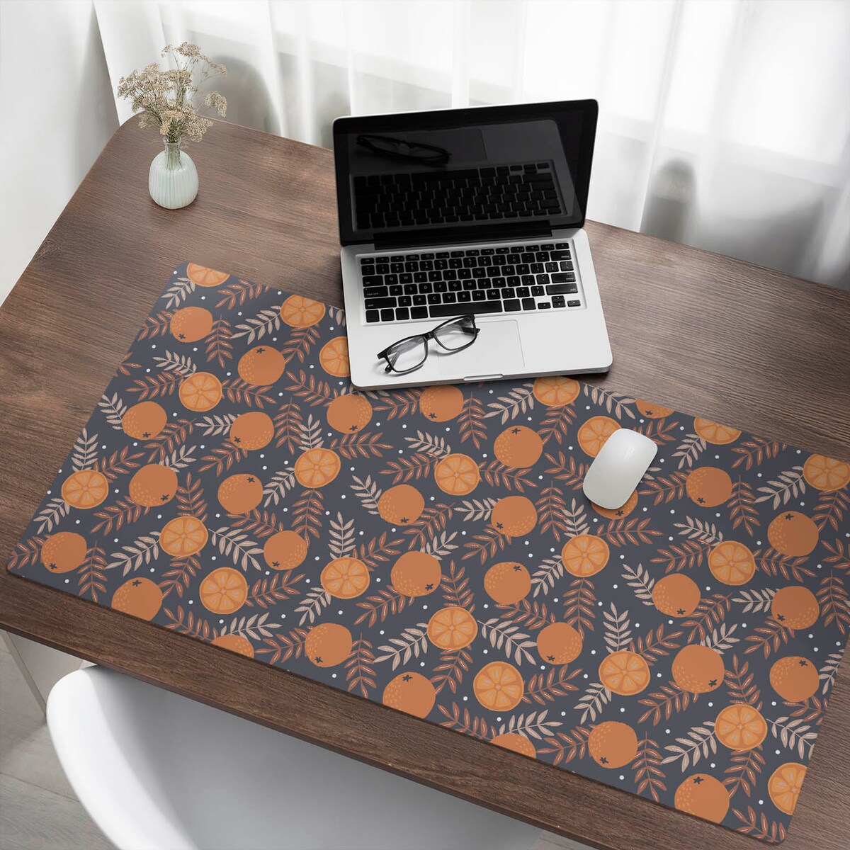 Pomarańczowa mata na biurko Pomarańcze i liście, 120x60 cm