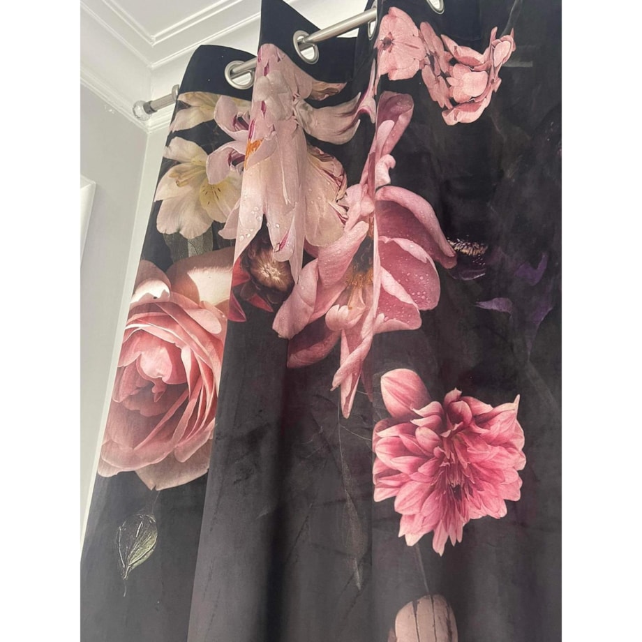 Zasłona welurowa Black Roses 140x250 cm
