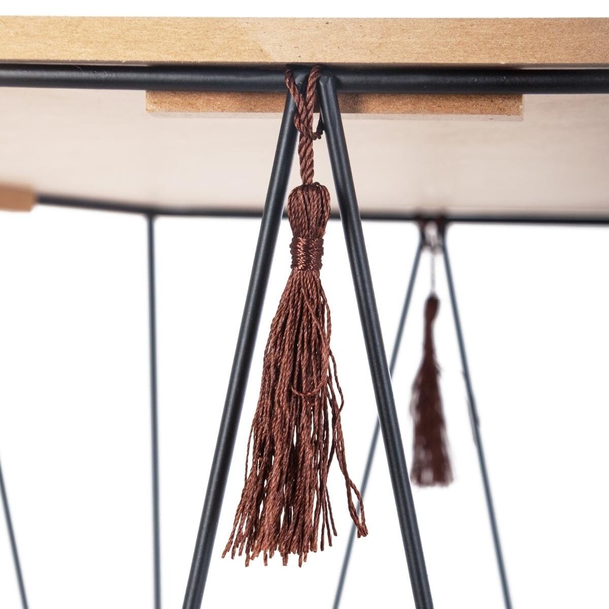 Stolik kawowy z drewna i metalu, sześciokątny blat ze wzorami